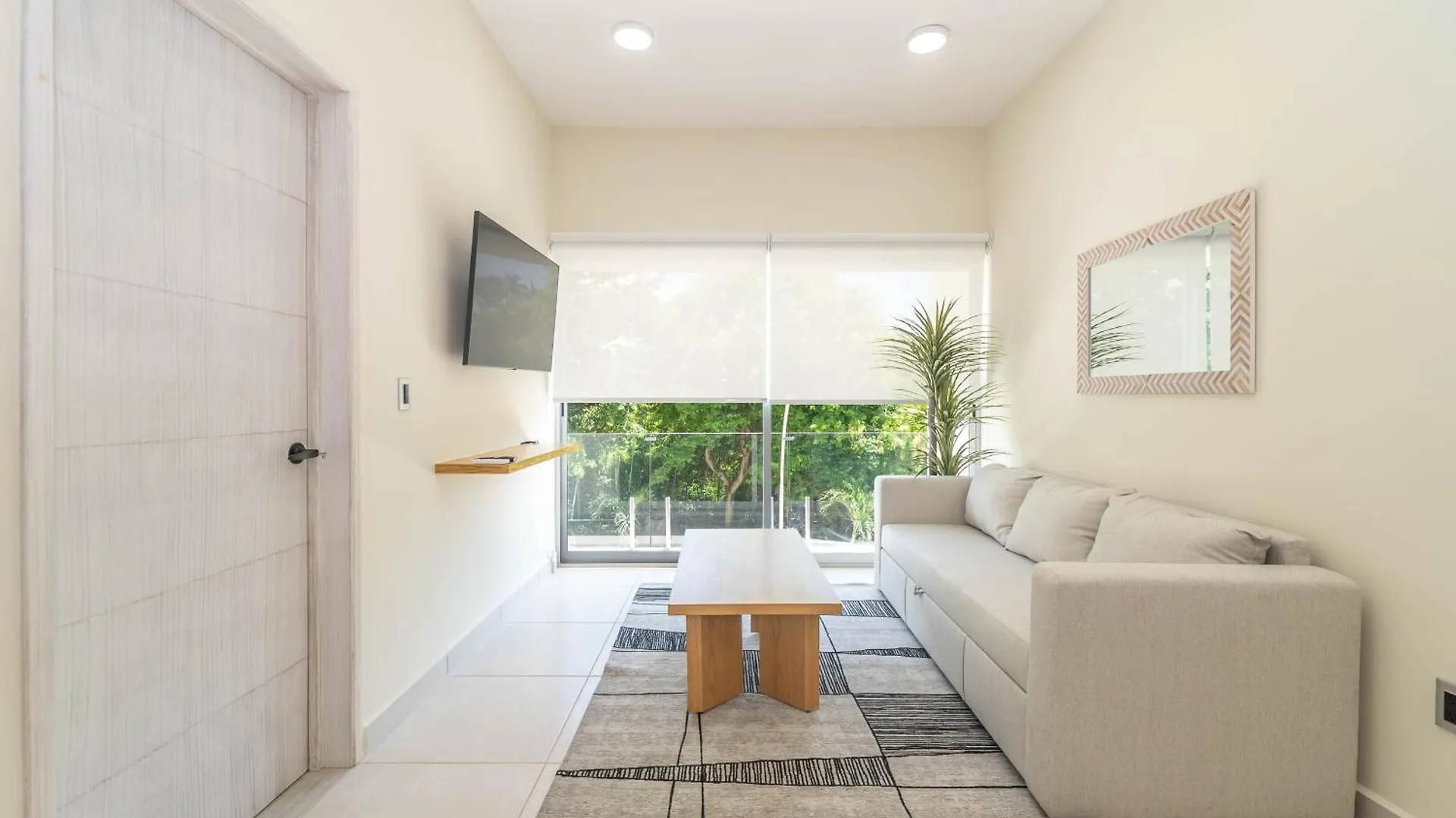 2 Bd Suite With Balcony, Rooftop Pool, Hot Tub, Gym #207 Playa del Carmen Mexique