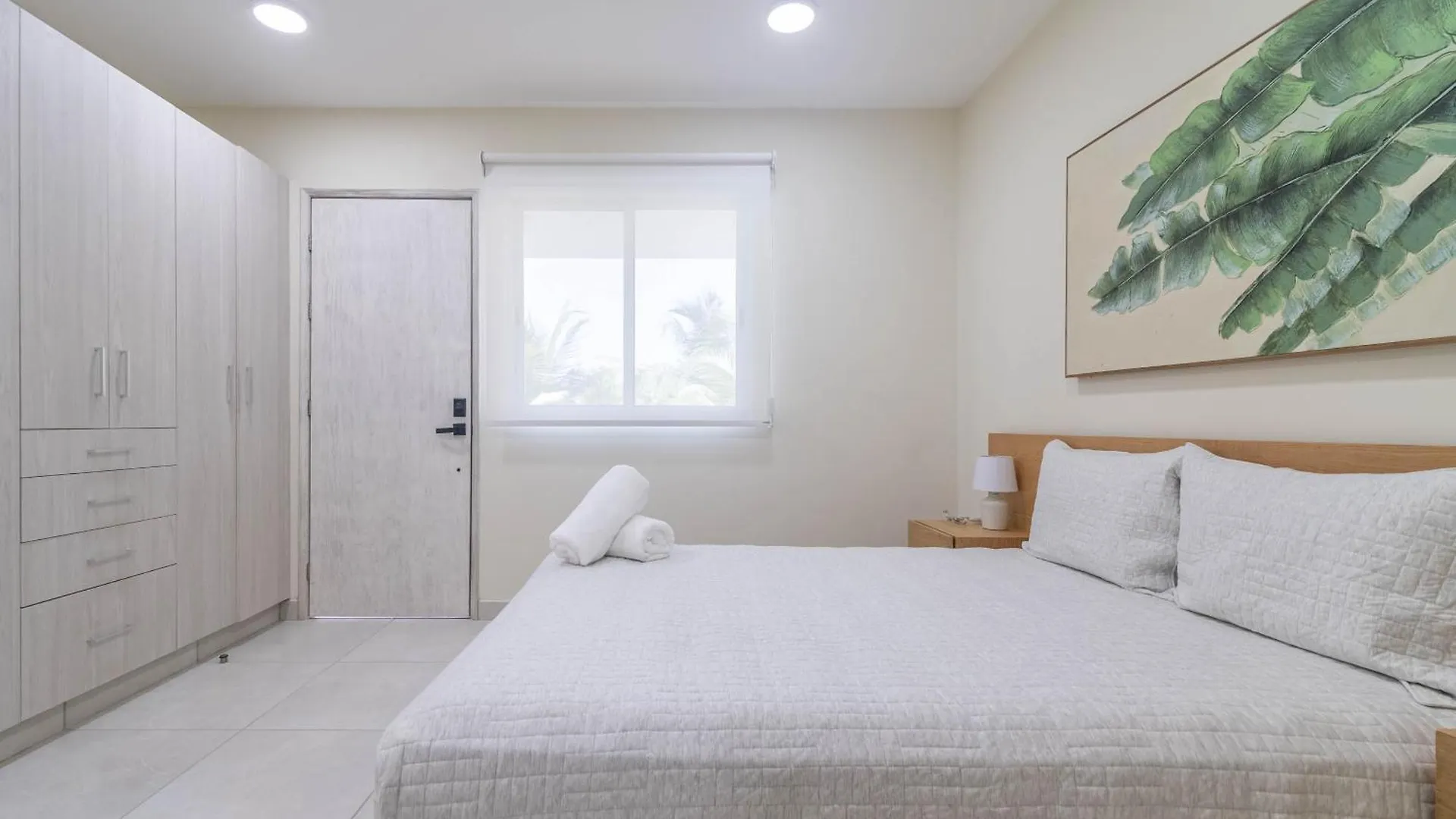 2 Bd Suite With Balcony, Rooftop Pool, Hot Tub, Gym #207 Playa del Carmen Mexique